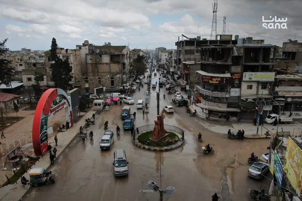 تدهور طرق الباب بريف حلب يزيد معاناة الأهالي والبلدية تعد بالإصلاح