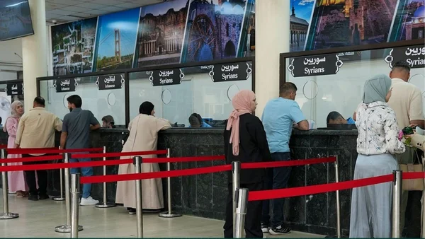 انخفاض معدلات النزوح من لبنان إلى سوريا بعد وقف إطلاق النار