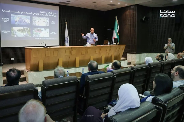 ورشة عمل بدمشق لمناقشة دور أنظمة النقل الذكي وتطوير المرافق