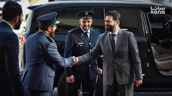 وزير الداخلية السوري يتفقد تدريبات الدفعة الأولى من الضباط