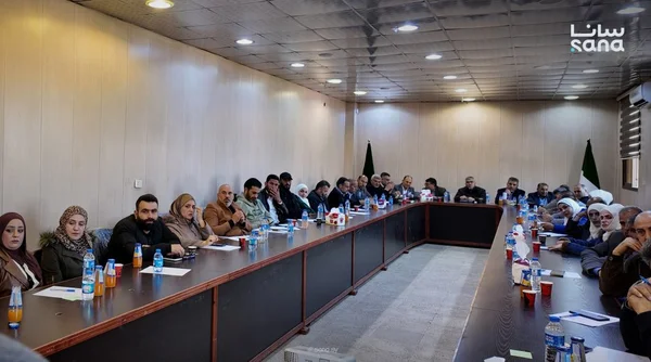 الرقة تطلق ورشات تدريبية لتعزيز الأداء الحكومي