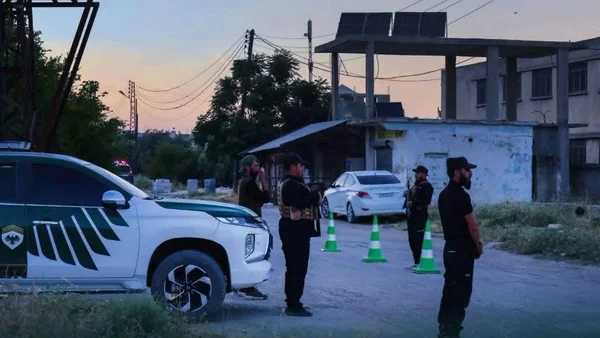 العثور على مقبرة جماعية في بلدة كفراع بريف حماة