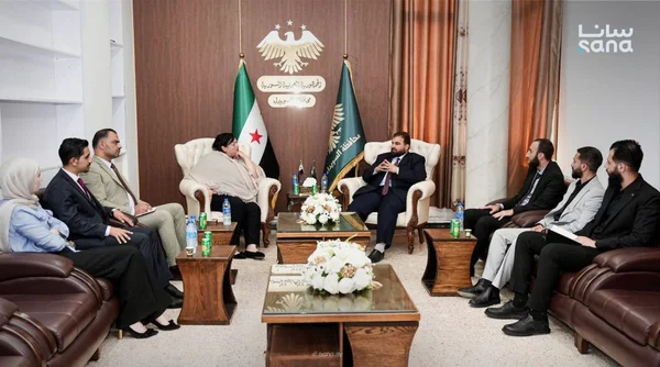 محافظ السويداء يبحث مع المجلس السوري الأمريكي تعزيز الخدمات