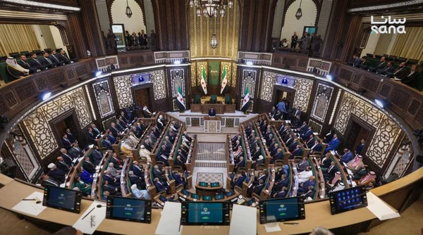 انطلاق أولى جلسات مجلس الشعب السوري الجديد في دمشق