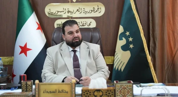 محافظ السويداء يكشف تعقيدات المشهد وآفاق الحل بعد عام من الأحداث