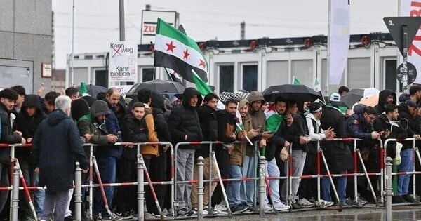 ألمانيا تدرس زيادة حوافز عودة السوريين الطوعية إلى 8000 يورو