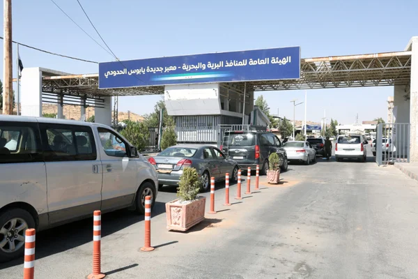 سلاح حزب الله: عبء مباشر على استقرار لبنان أم ذريعة إسرائيلية؟