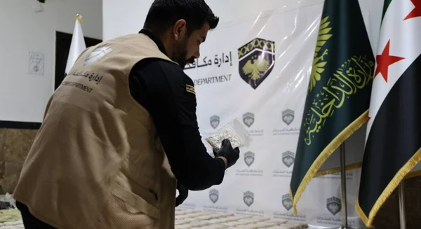 إدارة مكافحة المخدرات تلقي القبض على مروجيّن بارزين باللاذقية