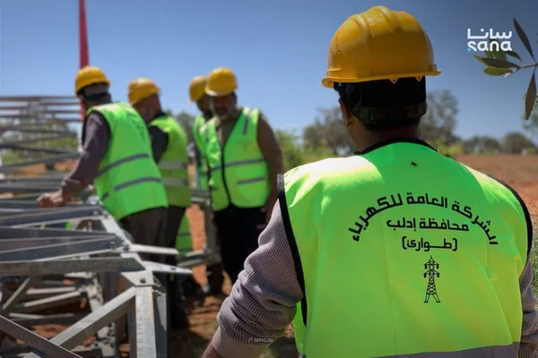 تعزيز شبكة الكهرباء في ريف إدلب بإعادة تأهيل خط التوتر ومحطة البارة