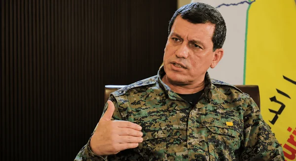 قائد قسد يعلن عن زيارة مرتقبة لتركيا ولقاء محتمل مع أوجلان