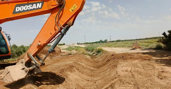 مديرية الموارد المائية تواصل صيانة شبكات الري في الرقة