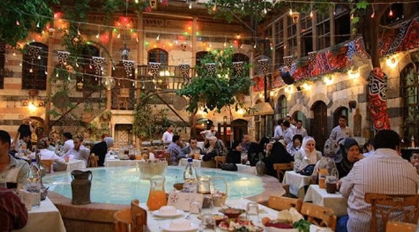 تراجع إقبال المواطنين على المطاعم بدمشق خلال عيد الأضحى