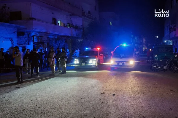 وفاة شاب وإصابة مسنة جراء انفجار منزل في سلمية