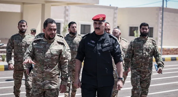 قائد الشرطة العسكرية السوري يبحث التعاون العسكري في الأردن
