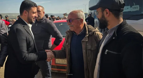 عودة الدفعة الثالثة من نازحي عفرين من القامشلي إلى مناطقهم