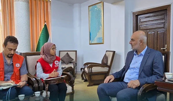 محافظ القنيطرة يبحث مع الصليب الأحمر أولويات الاستجابة الإنسانية