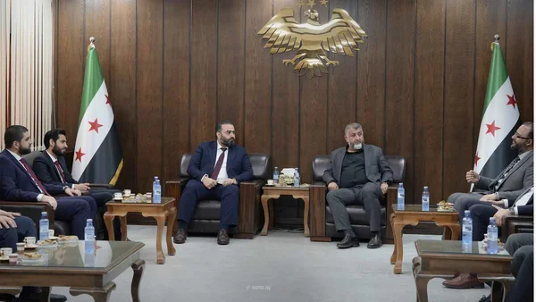 وزير الإعلام يبحث تحديات القطاع الإعلامي في محافظة درعا