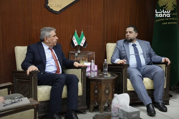 وزير الأشغال ومحافظ الحسكة يبحثان تطوير البنية التحتية والخدمات