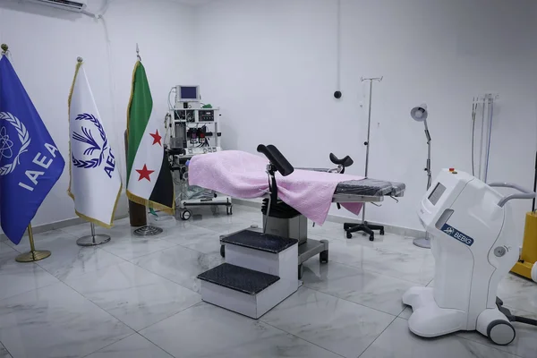 افتتاح أول منظومة للعلاج الإشعاعي بمشفى البيروني الجامعي بدمشق