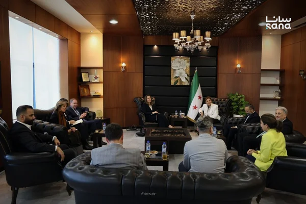 وزيرة الشؤون الاجتماعية تبحث مع وفد بريطاني أولويات التعافي