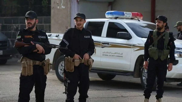 القبض على شخص بتهمة سرقة معدات كهربائية في اللاذقية