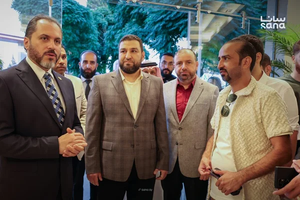 وزير السياحة يفتتح منتجع "جوي لاند" على طريق دمشق حمص