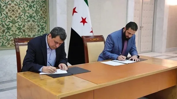 تحركات دبلوماسية في حلب وخطط دمج مؤسسات الإدارة الذاتية في الحسكة وكوباني