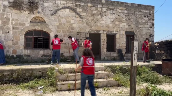 حملة تطوعية لتنظيف وتأهيل قلعة المرقب الأثرية ببانياس السورية