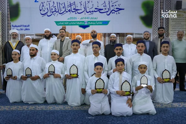 تكريم 200 طالب في ختام دورة قرآنية بحمورية بريف دمشق