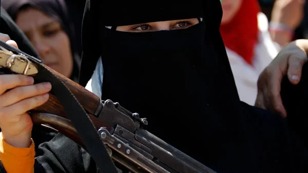 تخريج الدفعة الأولى من معهد الشرطة النسائية في سوريا