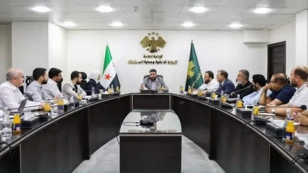 بحث إجراءات توزيع الدقيق وترحيل الحبوب بالحسكة والرقة