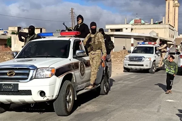 قيادة الأمن الداخلي بالحسكة تتوعد المتورطين بمقتل عناصر للجيش