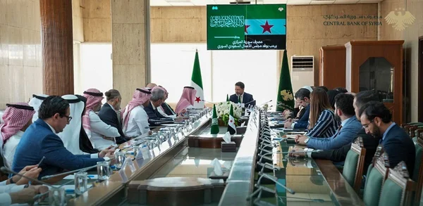 مباحثات سورية سعودية لتعزيز الاستثمار وإنشاء بنك مشترك بدمشق