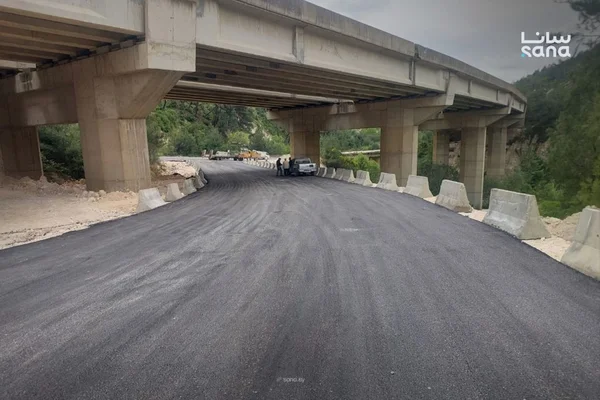 تحويل السير على أوتوستراد اللاذقية-أريحا لأعمال صيانة جسر القساطل