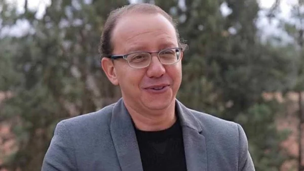 الإفراج عن الفنان السوري معن عبد الحق بعد يومين من الاعتقال