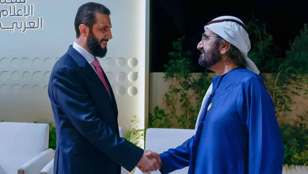 الشيخ محمد بن راشد يعبر عن تفاؤله بعودة سوريا لمكانتها