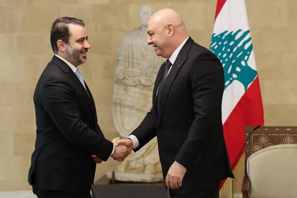 الرئيس أحمد الشرع يستقبل البطريرك يوحنا العاشر في دمشق