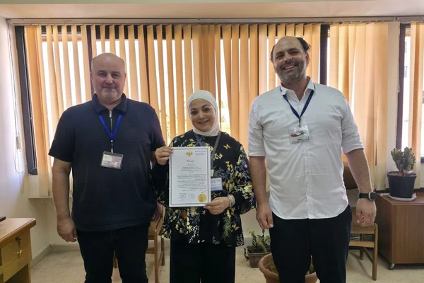 هيئة الطاقة الذرية السورية تطور جهازاً لعلاج الخلايا السرطانية