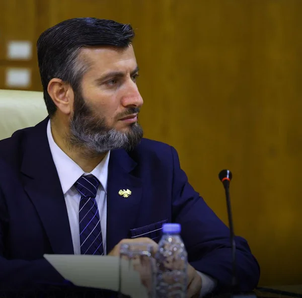 تعيين أسامة أبو زيد معاوناً لوزير الطاقة لشؤون المياه والكهرباء