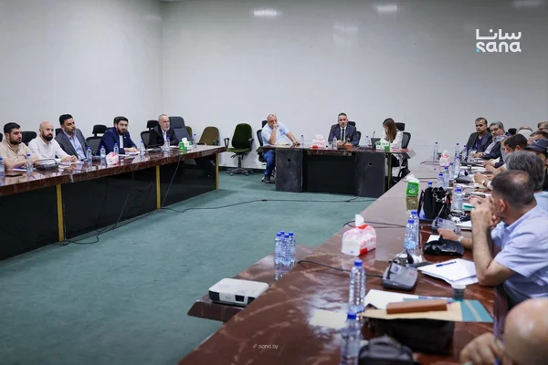 وزارة الطوارئ تبحث تطوير منظومة الأمن والسلامة بالمؤسسات العامة