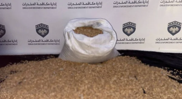 إحباط محاولة تهريب 200 ألف حبة مخدرة نحو الخليج