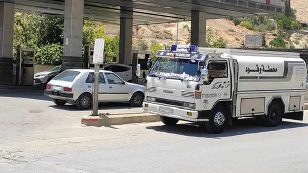 إجراءات حكومية جديدة لضبط قطاع الطاقة وتأمين المشتقات النفطية