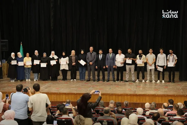 اتحاد الحرفيين في حماة يكرم 150 حرفياً متميزاً تقديراً لجهودهم