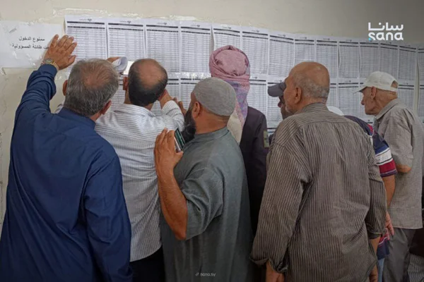 محافظة ريف دمشق تدعو المفصولين وظيفياً لاستكمال إجراءات العودة