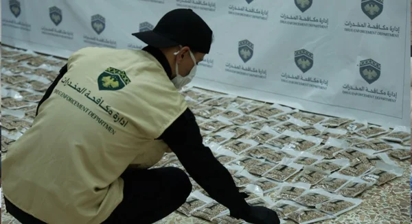 الأمن السوري يحبط تهريب 206 آلاف حبة كبتاغون بريف دمشق