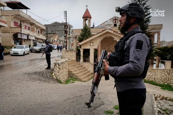 الطوائف المسيحية في سوريا تحتفل بأحد الشعانين بصلوات وقداديس خاصة وسط إجراءات أمنية
