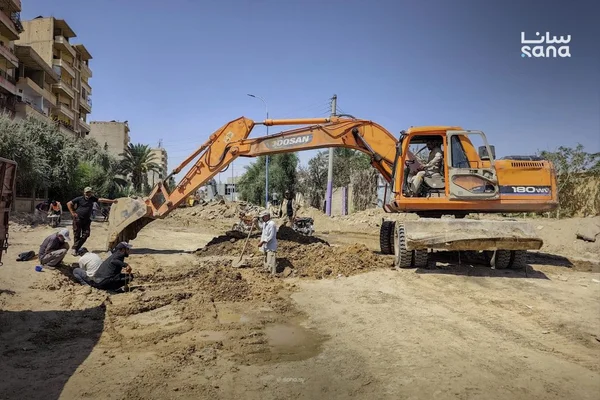 إطلاق مشروع لتأهيل شبكة الطرق بمدينة دير الزور السورية