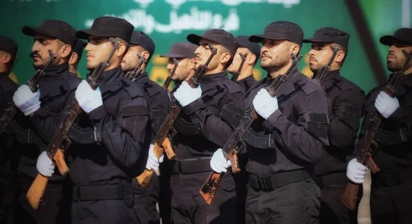 الداخلية السورية تعلن دورة انتساب استثنائية للمشاركين في الثورة