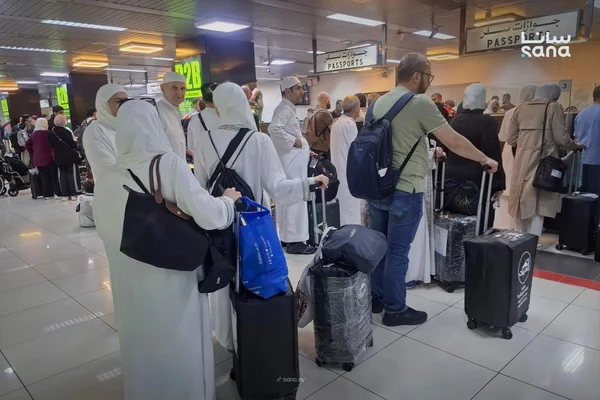 استقبال رسمي للحجاج السوريين العائدين عبر مطار دمشق الدولي