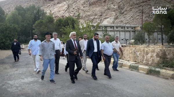 وجهاء عين الفيجة يبحثون مع مجلس الشعب تعديلات قانون الاستملاك